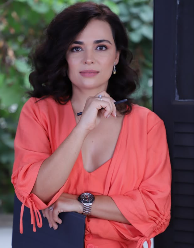Paula Marie Siqueira Pacheco